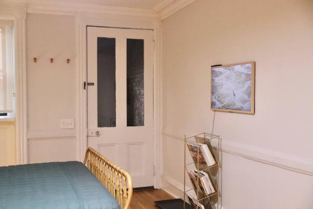 Cosy In Cobble Hill * New York